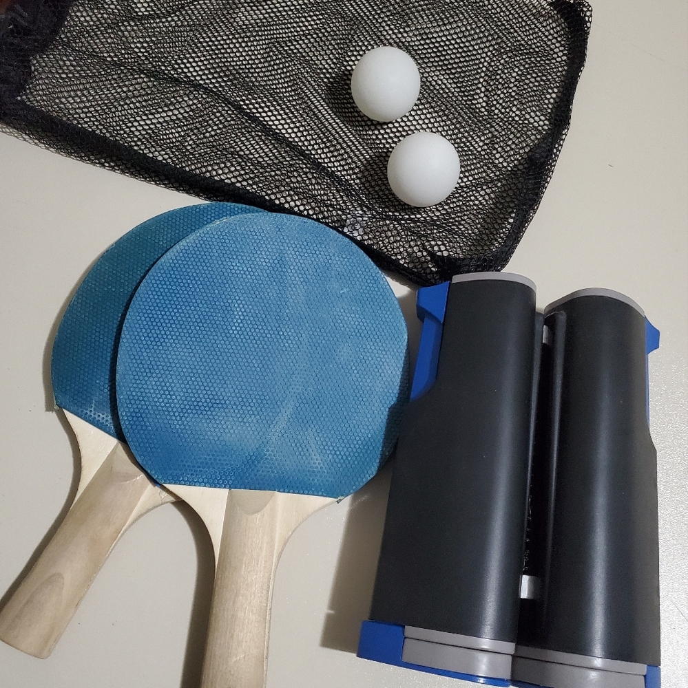Sharper Image Portable Retractable Table Tennis Net